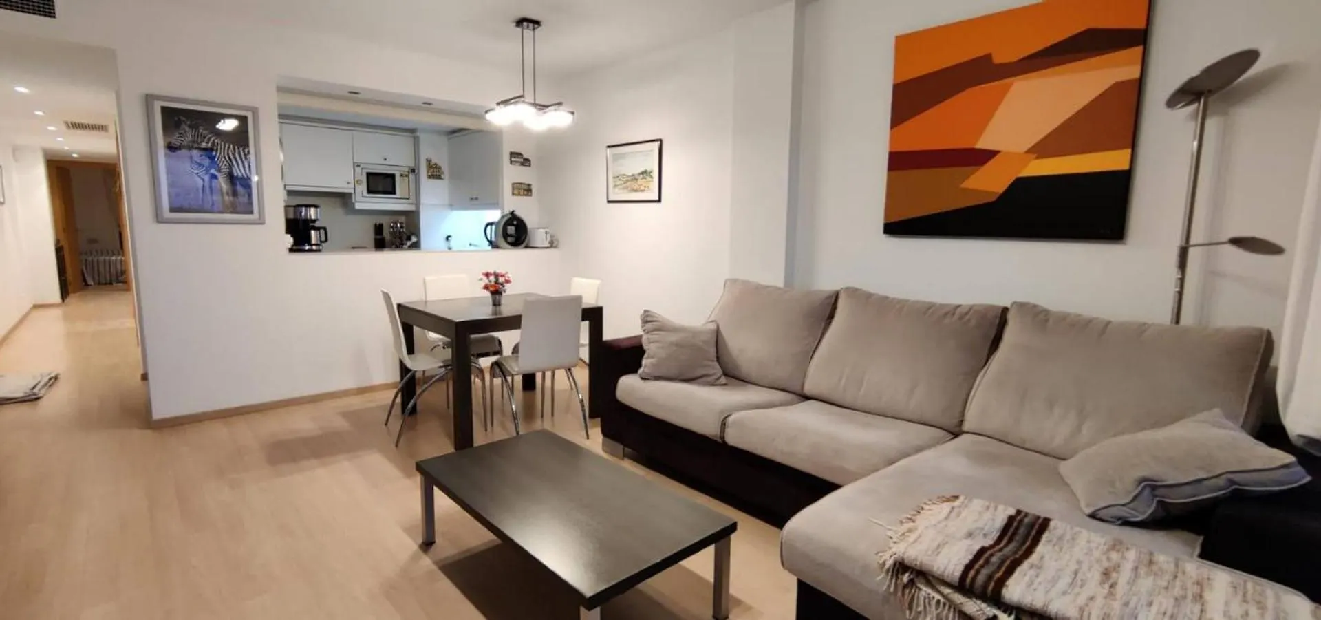 Precioso Apartamento En Complejo De Al Standing Av-16 Roses Apartment